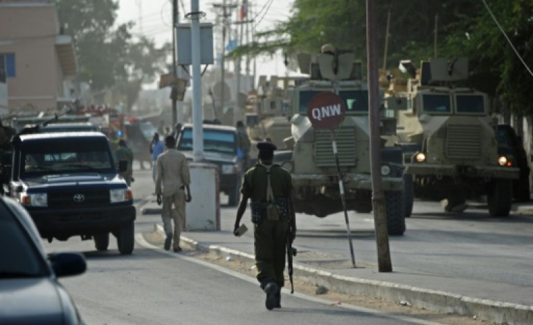 Mogadiscio (AFP). Somalie: double attaque sur deux hôtels à Mogadiscio, au moins 6 morts