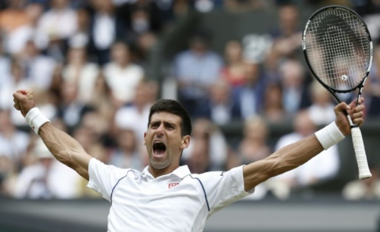 Londres (AFP). Wimbledon: Djokovic domine Federer et conserve son titre