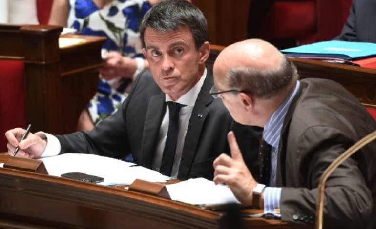 Paris (AFP). Valls: un Grexit serait un désastre pour la Grèce et la zone euro 