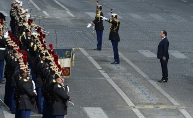 Paris (AFP). Crises internationales, sécurité et Grèce au menu de l'interview de Hollande