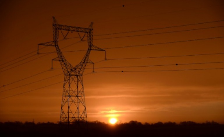 Paris (AFP). Les tarifs réglementés de l'électricité augmentent en moyenne de 2,5%