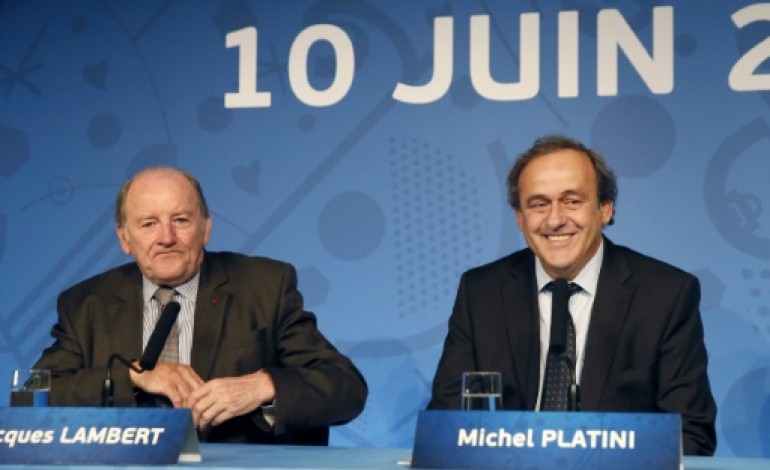 Zurich (AFP). Fifa: Michel Platini décidera dans les 15 jours s'il est candidat à la présidence 