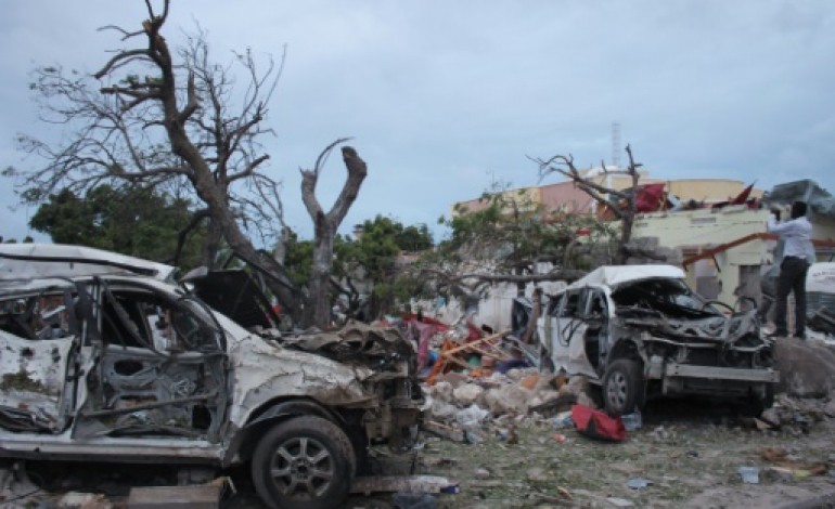 Mogadiscio (AFP). Somalie: le bilan de l'attentat des shebab contre un hôtel de Mogadiscio passe à 13 morts