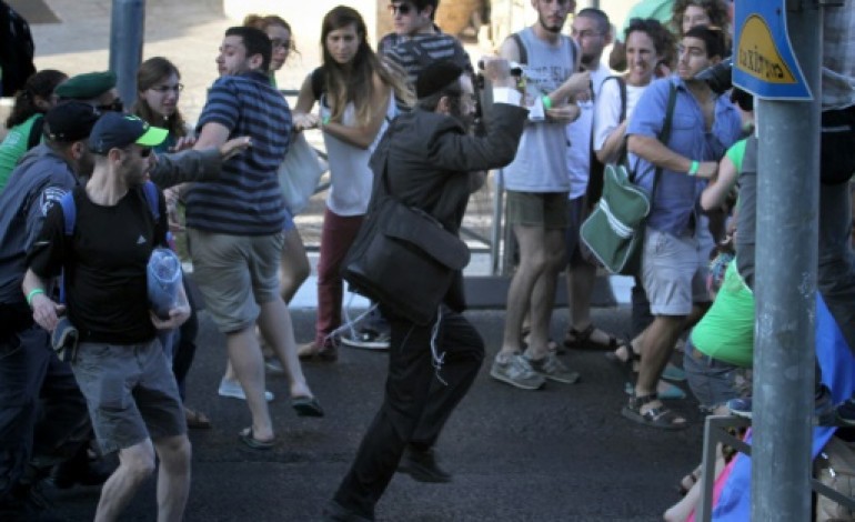 Jérusalem (AFP). Israël: six participants à la Gay pride blessés par un ultra-orthodoxe, déjà auteur d'une même attaque