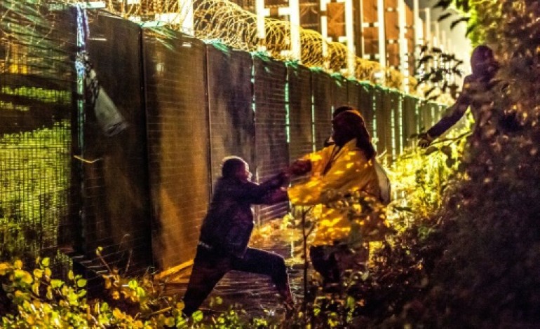 Calais (AFP). Eurotunnel: 400 tentatives d'intrusion, trafic suspendu cinq heures