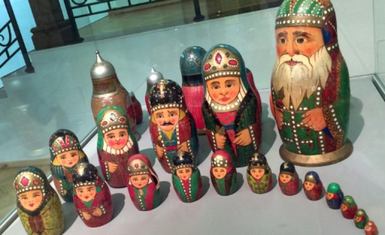 Moscou (AFP). La poupée russe et son histoire parfois méconnue exposées à Moscou