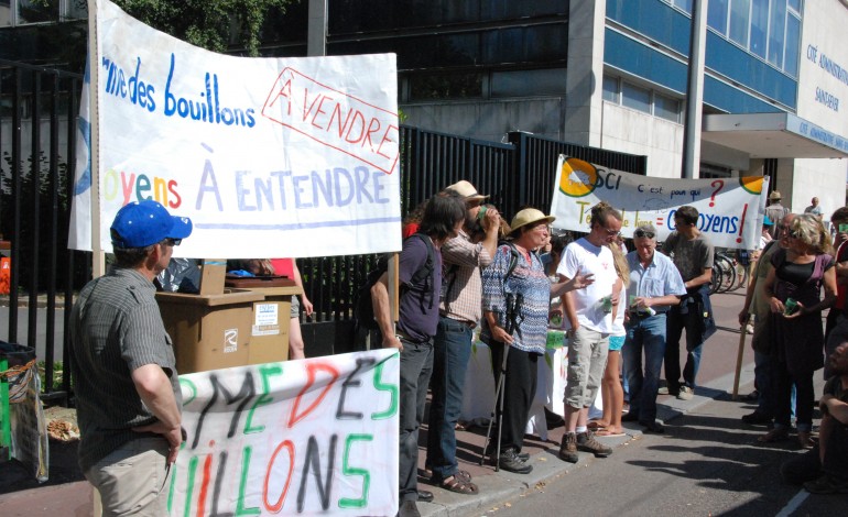 A Mont-Saint-Aignan, les occupants de la ferme des Bouillons déposent leur projet de reprise 