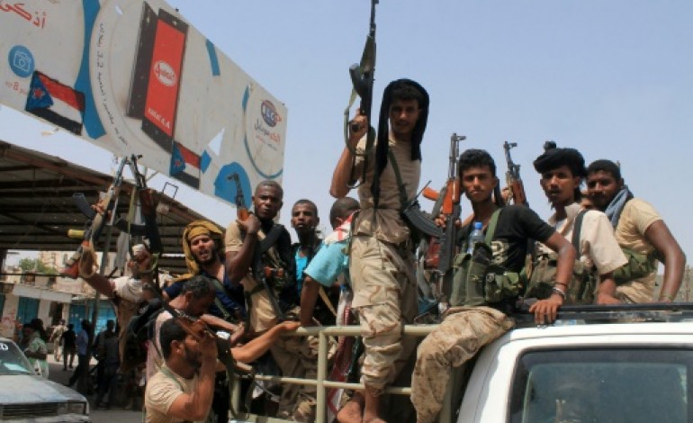 Aden (AFP). Yémen: les loyalistes maintiennent la pression sur les rebelles