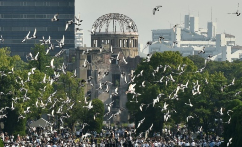Hiroshima (Japon) (AFP). Hiroshima: les cloches ont sonné 70 ans après le bombardement nucléaire 