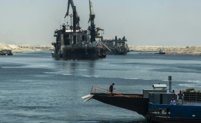 Le Caire (AFP). Egypte: une seconde voie du canal de Suez inauguré en grande pompe