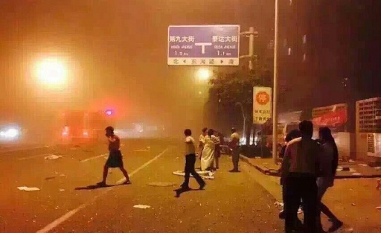 Pékin (AFP). Chine : sept morts dans l'explosion d'un entrepôt à Tianjin (Quotidien du Peuple)