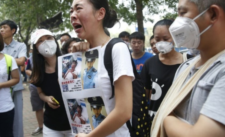 Tianjin (Chine) (AFP). Craintes de contamination à Tianjin, où étaient entreposées des centaines de tonnes de cyanure