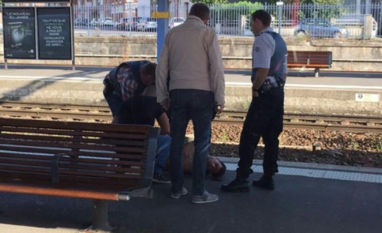 Paris (AFP). Le suspect de l'attaque du Thalys, islamiste sans frontières