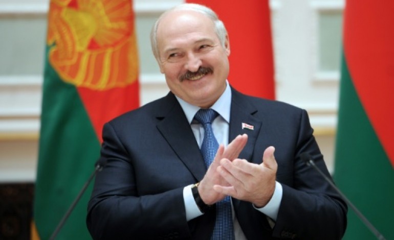 Minsk (AFP). Bélarus: avant la présidentielle, Loukachenko libère le principal opposant emprisonné