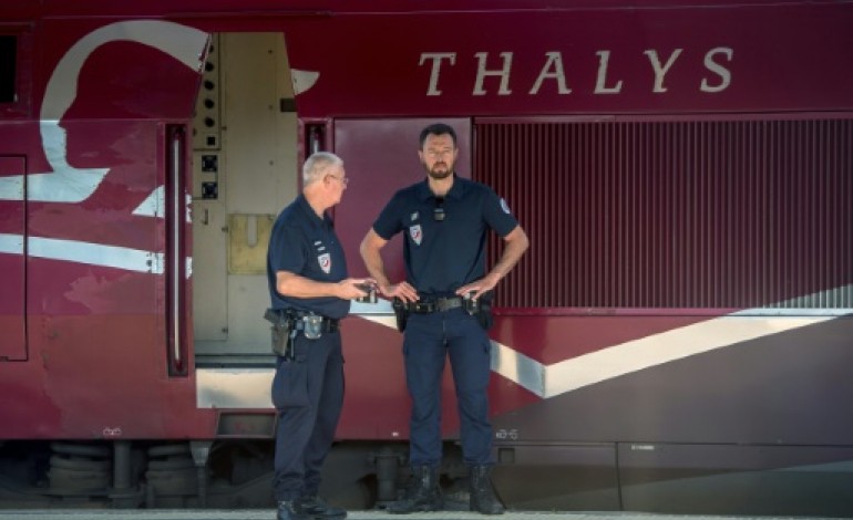 Paris (AFP). Carnage évité dans le Thalys: le film des événements