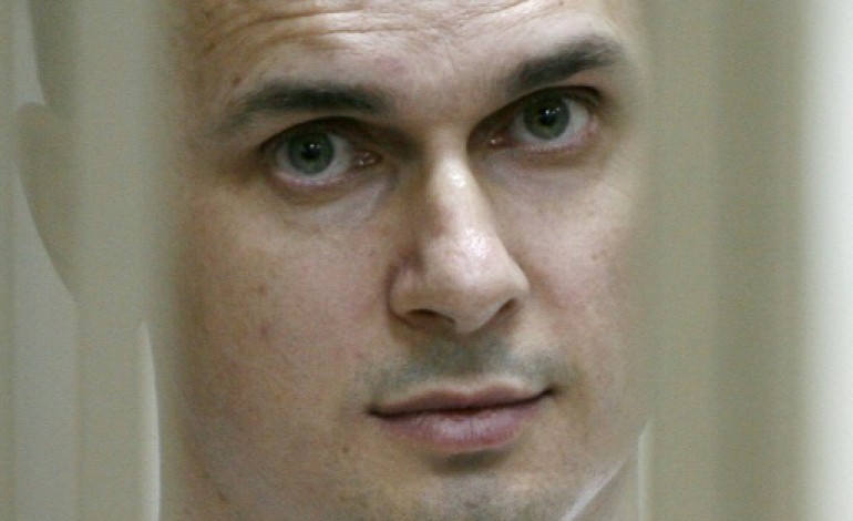 Rostov-sur-le-Don (Russie) (AFP). Russie: le réalisateur ukrainien Sentsov condamné à 20 ans de prison