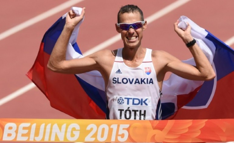 Pékin (AFP). Mondiaux d'athlétisme: le Slovaque Toth remporte le 50 km marche
