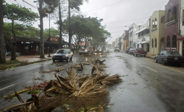 Roseau (Dominique) (AFP). La tempête Erika se dirige vers Cuba, 20 morts sur l'île de la Dominique