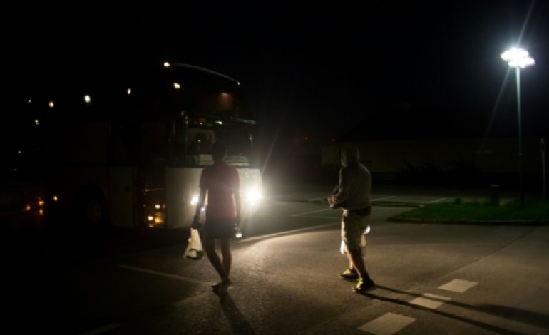 Vienne (AFP). Nouveau camion avec 26 migrants à bord intercepté en Autriche, 3 enfants hospitalisés