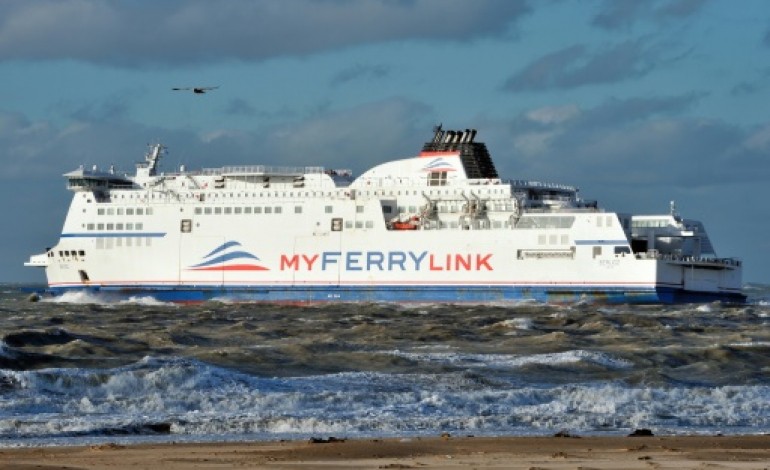 Calais (AFP). MyFerryLink: le port de Calais bloqué, des milliers de passagers en attente