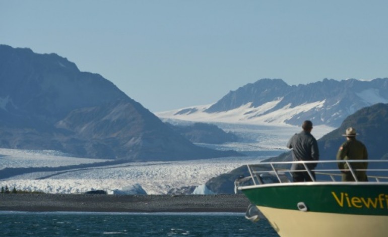 Parc national Kenai Fjords (Etats-Unis) (AFP). Obama au milieu des glaciers de l'Alaska: Spectaculaire