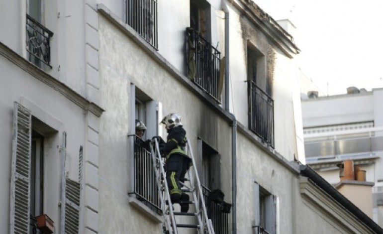 Paris (AFP). Huit morts dans l'incendie d'un immeuble, le plus grave à Paris depuis 2005