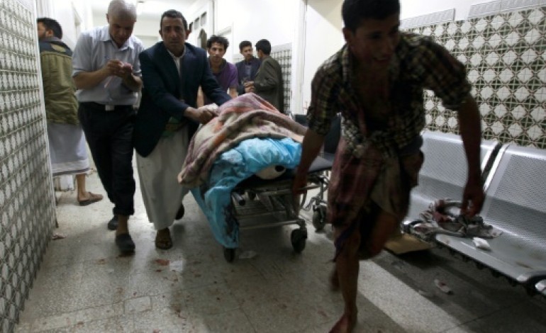Sanaa (AFP). L'EI frappe une mosquée chiite au Yémen: 28 morts