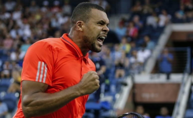 New York (AFP). US Open: Tsonga, Chardy et Paire passent, Djokovic se déchaîne
