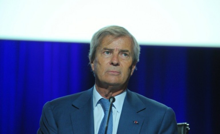 Paris (AFP). Bolloré prend officiellement le contrôle de Canal+, Bertrand Méheut quitte le navire