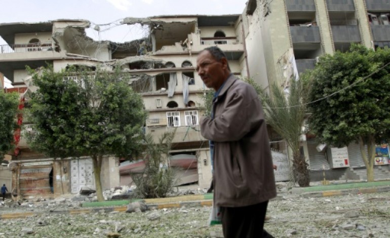 Sanaa (AFP). Yémen: la coalition arabe intensifie ses raids après la perte de 60 soldats