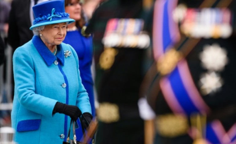 Londres (AFP). Le Royaume-Uni fête sa reine, qui bat le record de longévité sur le trône