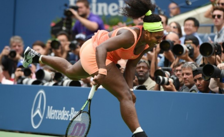 New York (AFP). US Open: Serena Williams battue en demi-finale et privée du Grand Chelem