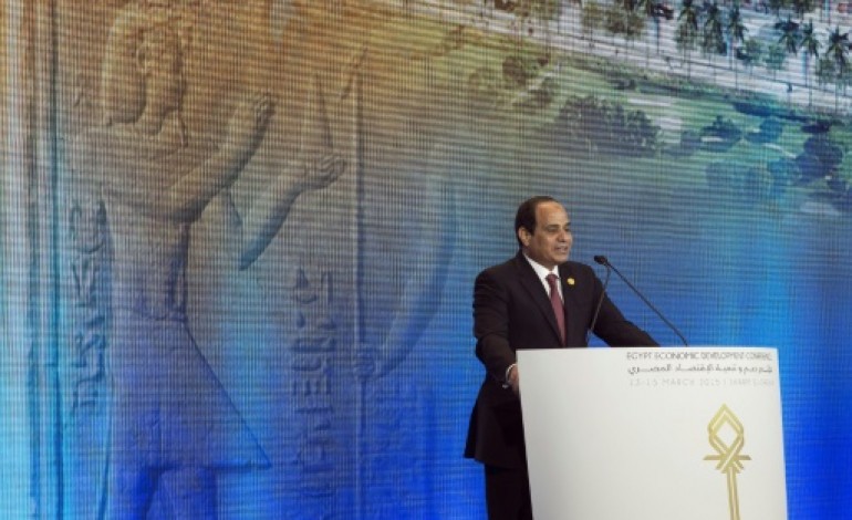 Le Caire (AFP). Egypte: démission du gouvernement, l'ex-ministre du pétrole chargé de former le nouveau