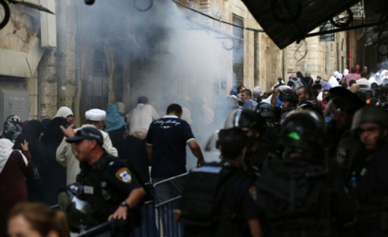 Jérusalem (AFP). Violents heurts sur l'esplanade des Mosquées au début de fêtes juives