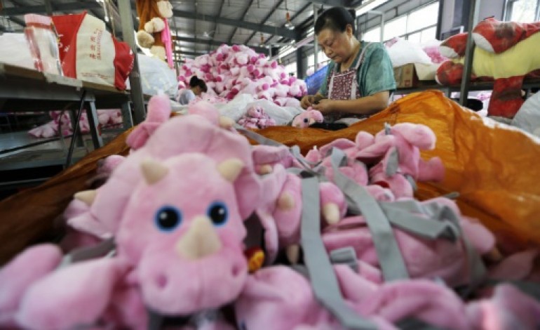Pékin (AFP). Chine: la production industrielle augmente mais l'inquiétude demeure