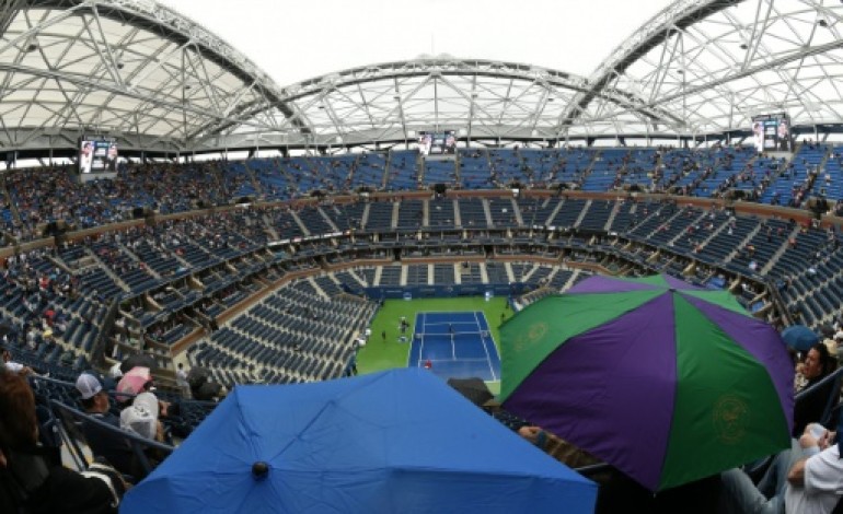 New York (AFP). US Open: la finale messieurs retardée par la pluie