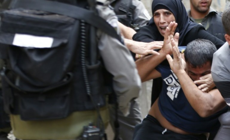 Jérusalem (AFP). Jérusalem: nouvelles violences sur l'esplanade des Mosquées 