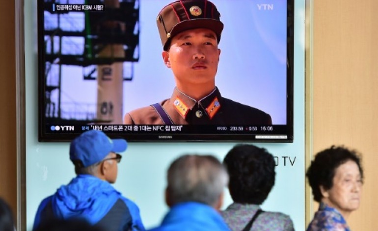 Séoul (AFP). Corée du Nord: redémarrage d'un réacteur nucléaire et menace de tirer  un missile