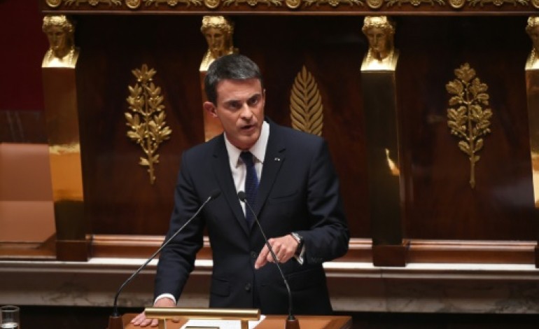 Paris (AFP). Valls, prêt à des contrôles temporaires aux frontières, débloque plusieurs centaines de millions d'euros