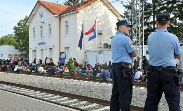 Tovarnik (Croatie) (AFP). Croatie: les migrants arrivent par milliers, déterminés à poursuivre leur route 