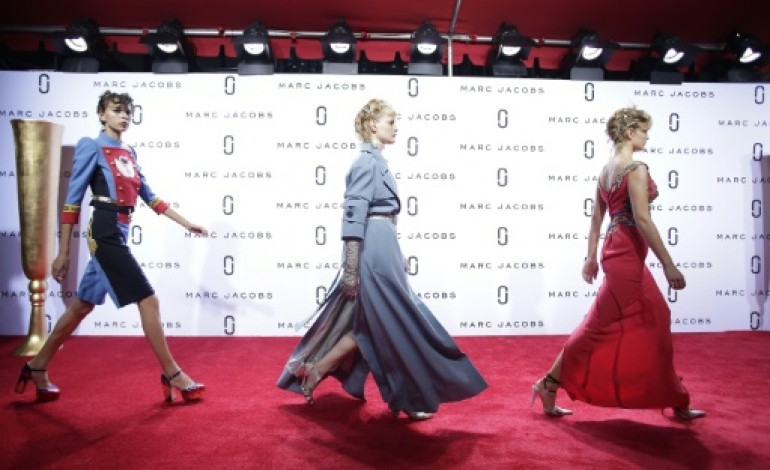 New York (AFP). Fashion Week: Marc Jacobs offre à la Fashion Week un dernier frisson en cinémascope