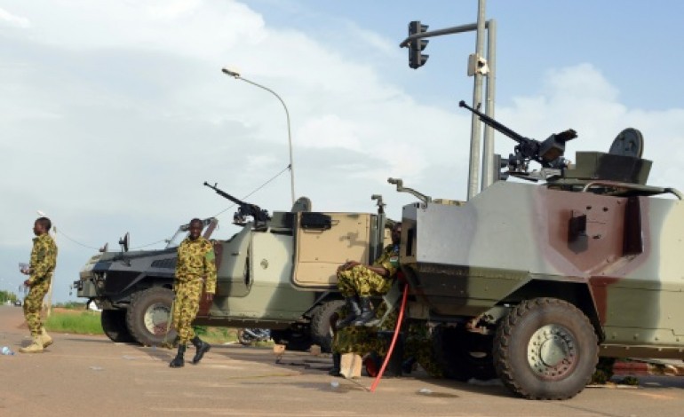 Ouagadougou (AFP). Burkina : le putschiste Diendéré s'installe au pouvoir, le président de transition libéré