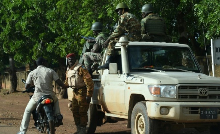 Ouagadougou (AFP). Burkina: le Premier ministre libéré, les putschistes veulent le retrait de l'armée 