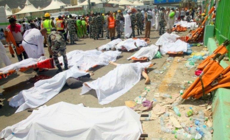 Mina (Arabie saoudite) (AFP). Plus de 450 morts dans une bousculade, l'un des pires drames à La Mecque