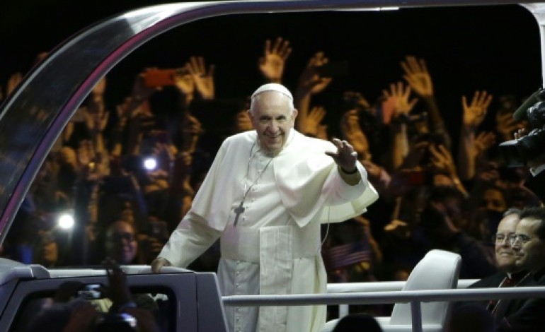 Philadelphie (Etats-Unis) (AFP). Le pape achève son voyage aux Etats-Unis où il a imposé son message