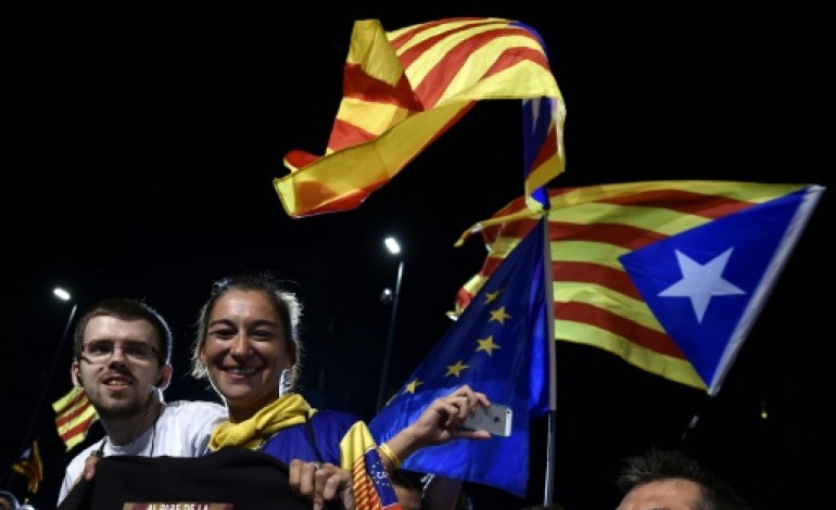 Barcelone (AFP). Invincibles, invincibles!: les indépendantistes catalans crient leur joie