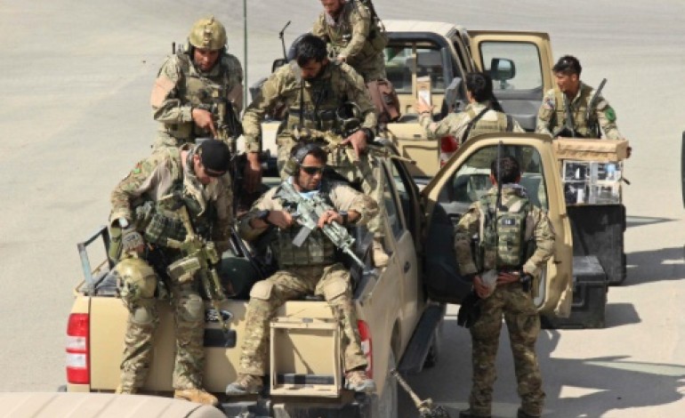 Kunduz (Afghanistan) (AFP). Afghanistan: l'armée en contre-offensive pour reprendre Kunduz aux talibans