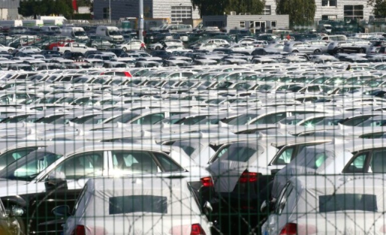 Paris (AFP). Moteurs diesel truqués: près d'un million  de véhicules concernés en France, selon Volkswagen