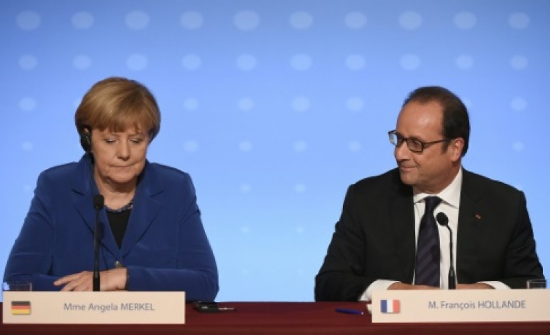 Paris (AFP). Syrie: Hollande et Merkel insistent devant Poutine sur la nécessité de ne frapper que le groupe EI
