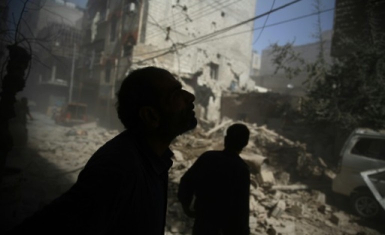 Moscou (AFP). Syrie: des frappes russes ont détruit un poste de commandement de l'EI